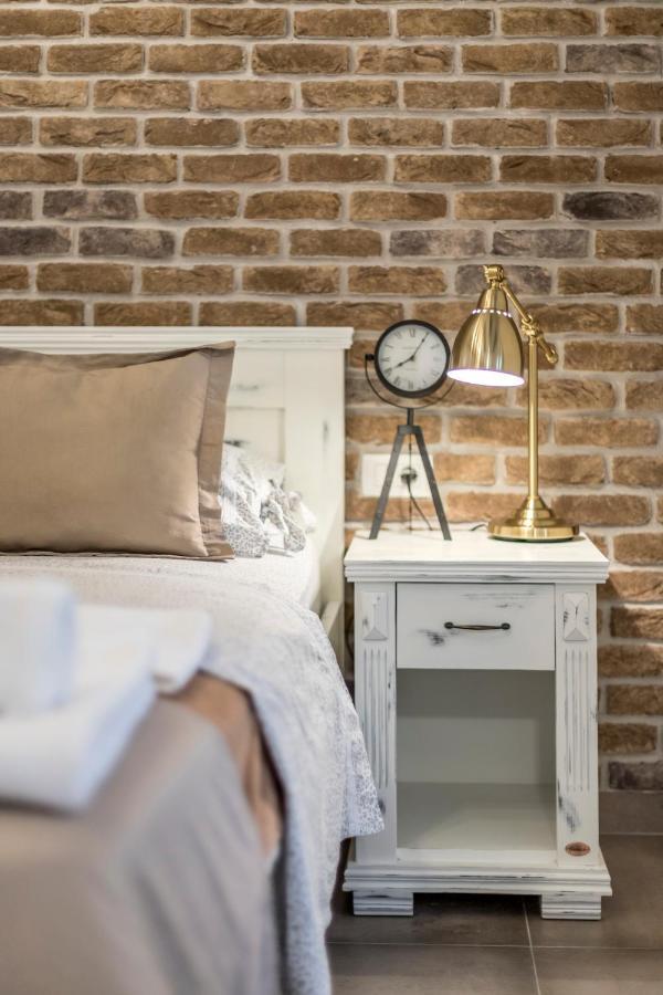 Studio Apartments Insula Spalato Esterno foto